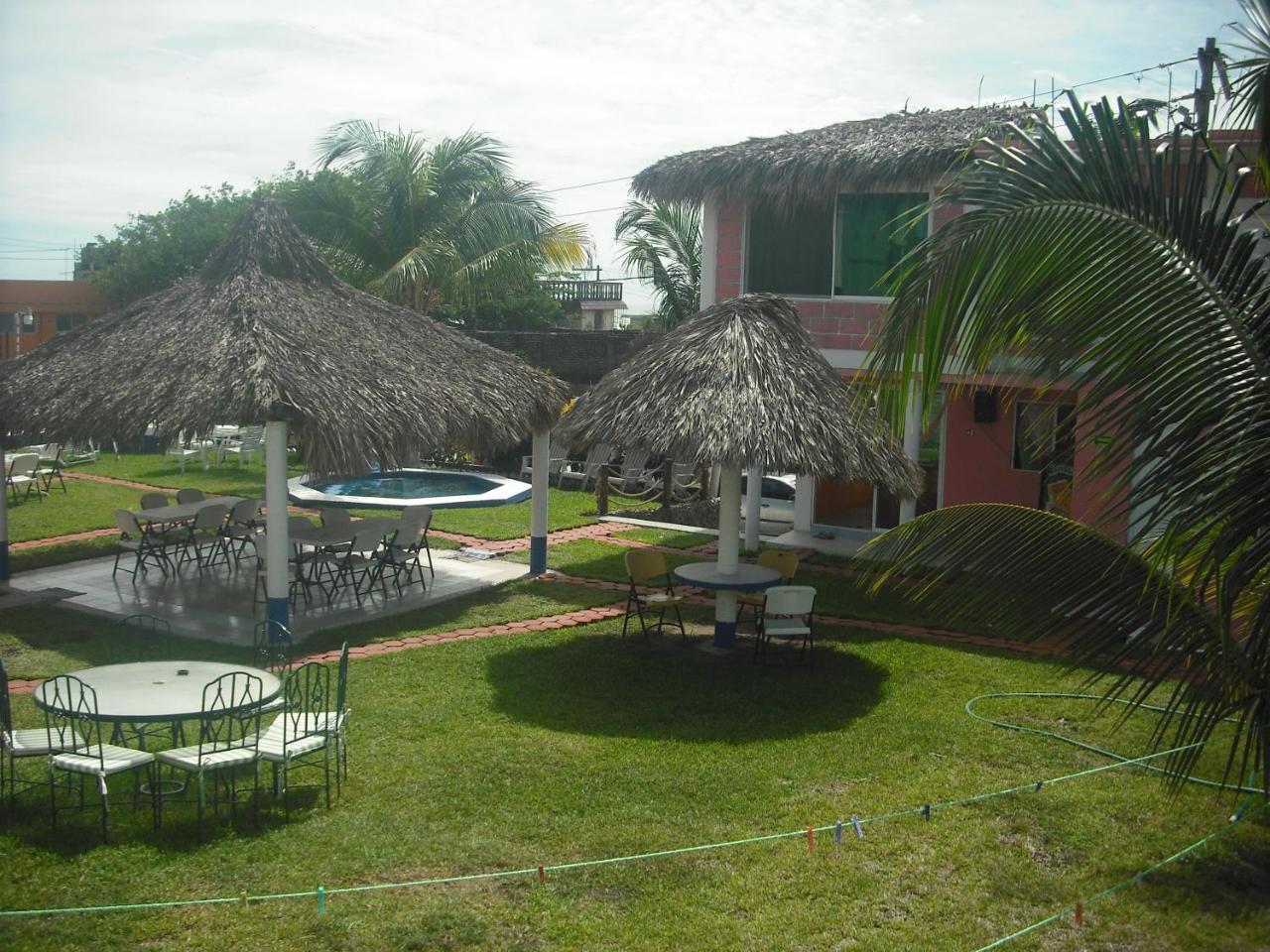 Hotel Villas Del Rey Playa Chachalacas Bagian luar foto